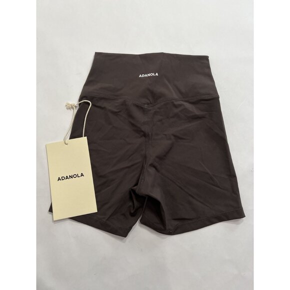 Adanola Ultimate Ultra Crop Short in Coffee Bean - Picture 4 of 5